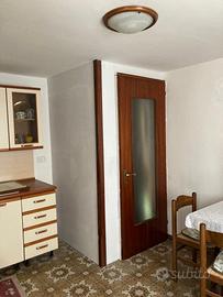 Indipendente casa recintata centrale