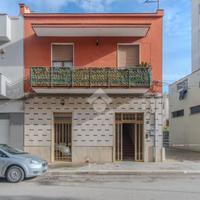 CASA INDIPENDENTE A ANDRIA