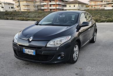 RENAULT Mégane 3ª serie - 2011