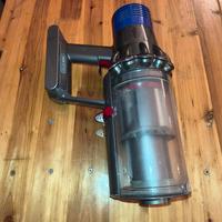 Aspirapolvere Dyson V10 SOLO MACCHINA come in foto