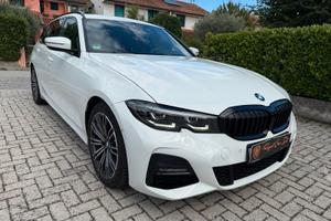 Bmw 330i Touring Msport + Book service BMW