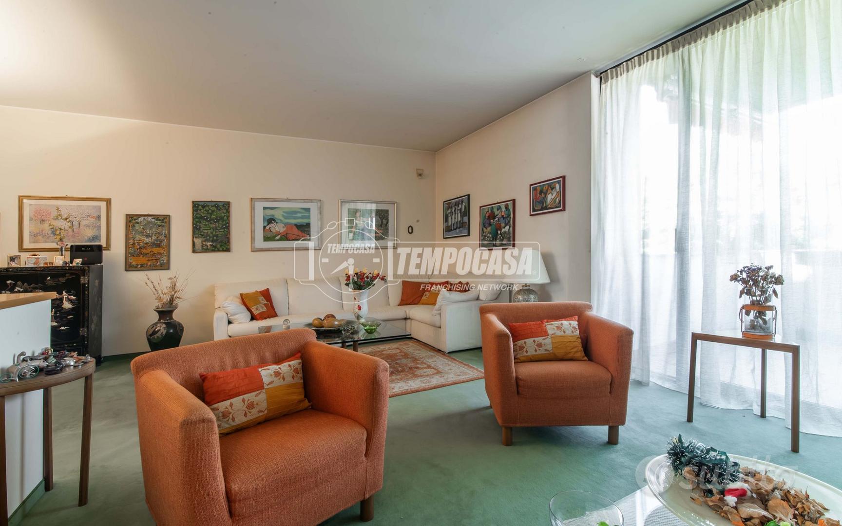 Trilocale doppi servizi con terrazzo e box - Vista 6