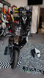 Yamaha R1  2024 250km 7 anni garanzia 