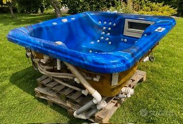 Vasca idromassaggio Jacuzzi da esterno/interno