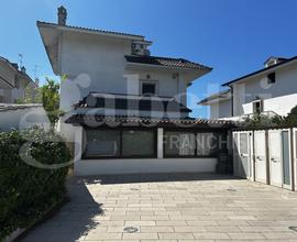 Villa o villino Terracina [Cod. rif TR115VRG]