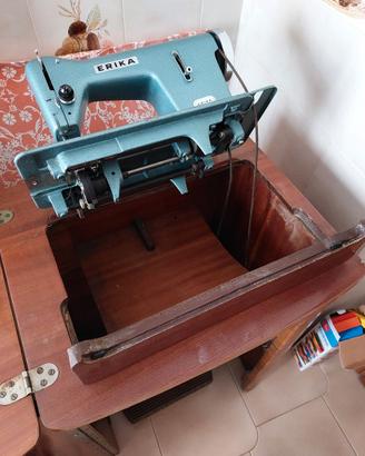 Macchina da cucire ERIKA