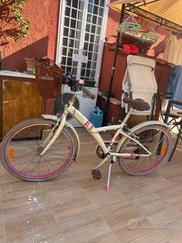 Bici B’Twin Poply 500 24 con cestino – 6 velocità