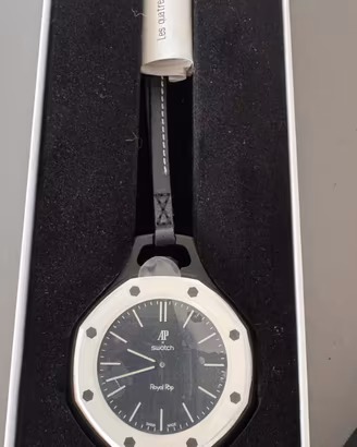 Audemars Piguet × Swatch Royal Pop Ocho Negro