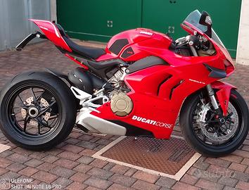 Ducati Panigale v4