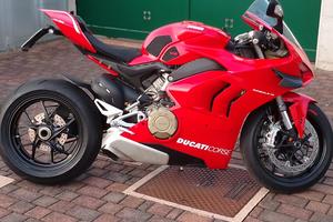 Ducati Panigale v4