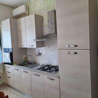 Cucina Completa più tavolo