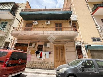 3 LOCALI A BAGHERIA