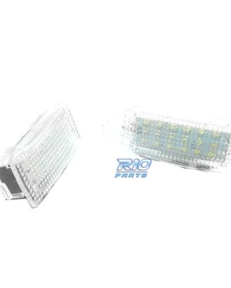 FANALI A LED PER PIEDI E PORTE BMW F30 F20 E84 F01