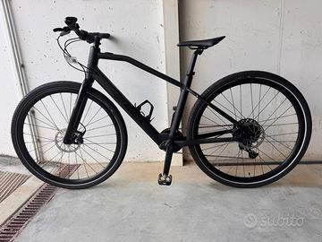 Bicicletta NUOVA a pedalata assistita MV AGUSTA