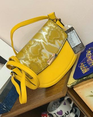 Borsa con cartellino