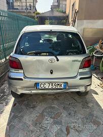 Auto yaris