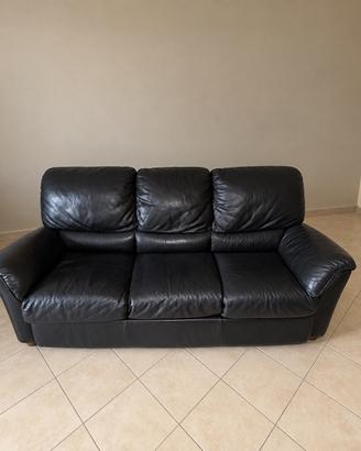 Divano letto Natuzzi 3 posti in pelle nera