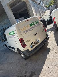 furgone Peugeot partner 