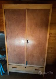 armadio in legno primi del '900