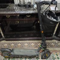 Monopattino, Ninebot Kickscooter MAX G2