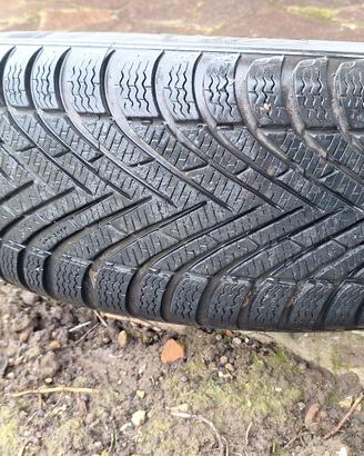 4 gomme da neve con cerchio