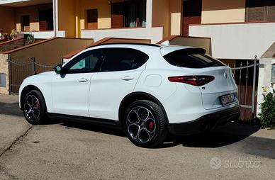 ALFA ROMEO STELVIO 2.2 210cv Q4 full B-TECH pack