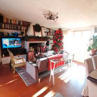 GROTTE CELONI | Attico con terrazzo | Metro C