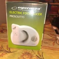 affettatrice in plastica