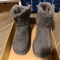 Ugg w mini bailey bow II grey