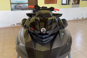 Moto D’Aqua Seadoo Rxp rs triple black 300cv