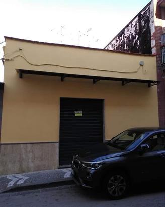 Locale Commerciale  a Cardito