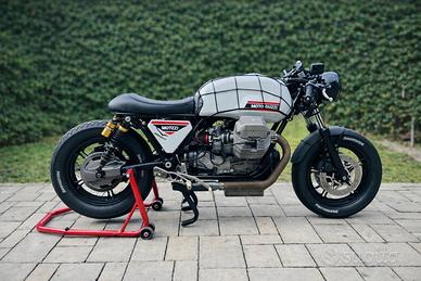 Cafe racer moto guzzi 850 t5