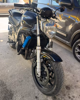 Yamaha FZ6