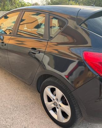Opel Astra J CDTI 110 cv - elective