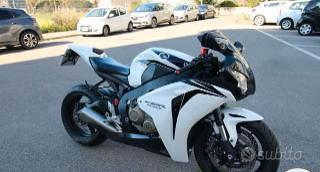 Honda CBR 1000 bicolore