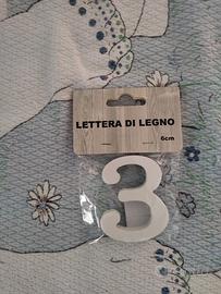 lettera in legno 