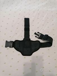 Supporto cosciale per fondina