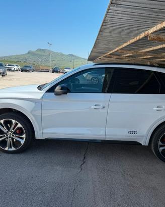 AUDI Q5 2.0 TDI QUATTRO 204 CV IPER FULL