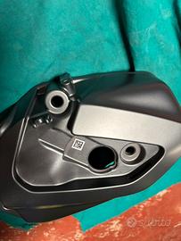 Coprivalvole  BMW. GS 1250. Destro