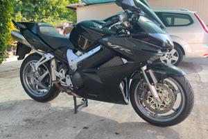 Honda VFR 800 VTEC 