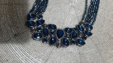 2 collane   girocollo  rigido  