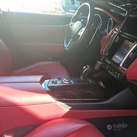 Maserati levante 2016