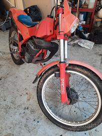 Moto Beta TR32
