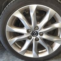 Cerchi in lega e gomme 215/45 r18