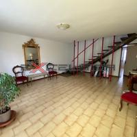 BOTTRIGHE: Porzione di bifamiliare