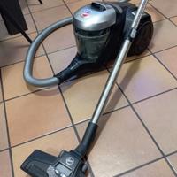 Aspirapolvere con filo senza sacco