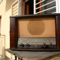 Radio Philips BF 621A FM restaurata