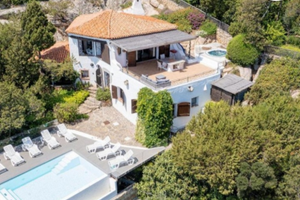 Villa a Porto Cervo con piscina, jacuzzi, giardino