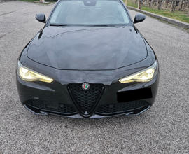 Alfa Romeo Giulia 2.2 TD 180 CV AT8 BUSINESS SPORT