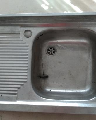Lavello in acciaio inox 